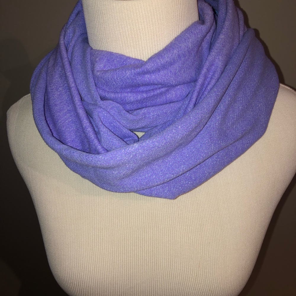 Euc ivivva scarf in purple